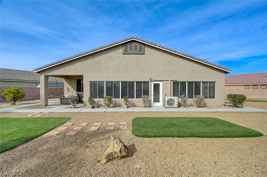 676 Suguaro Bluffs Street Henderson NV 89014