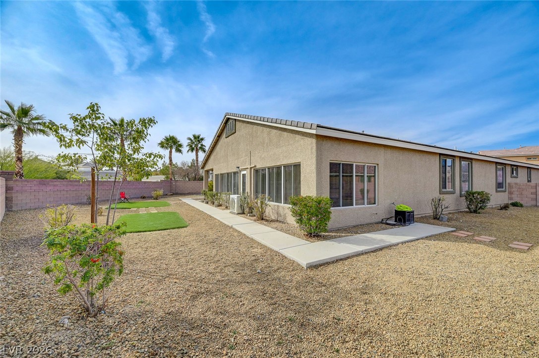 676 Suguaro Bluffs Street Henderson NV 89014