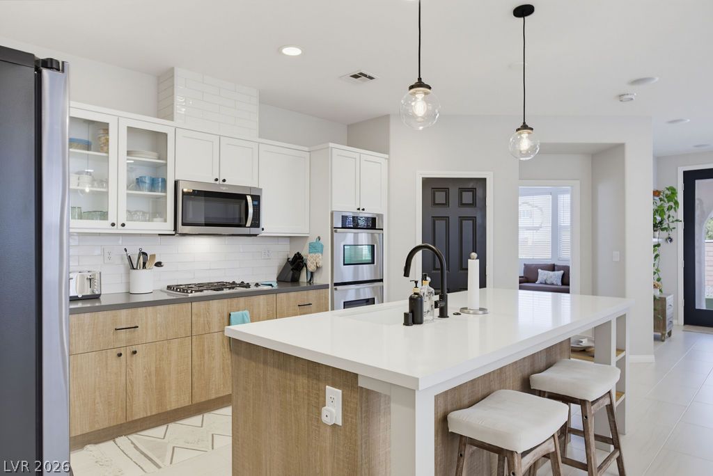 10016 Silver Cliff Street Las Vegas NV 89178