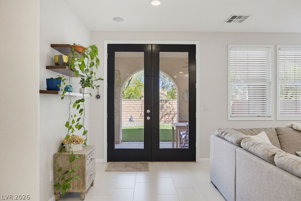 10016 Silver Cliff Street Las Vegas NV 89178