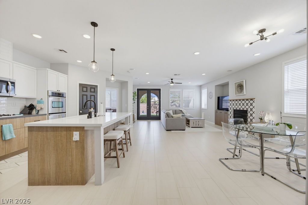 10016 Silver Cliff Street Las Vegas NV 89178
