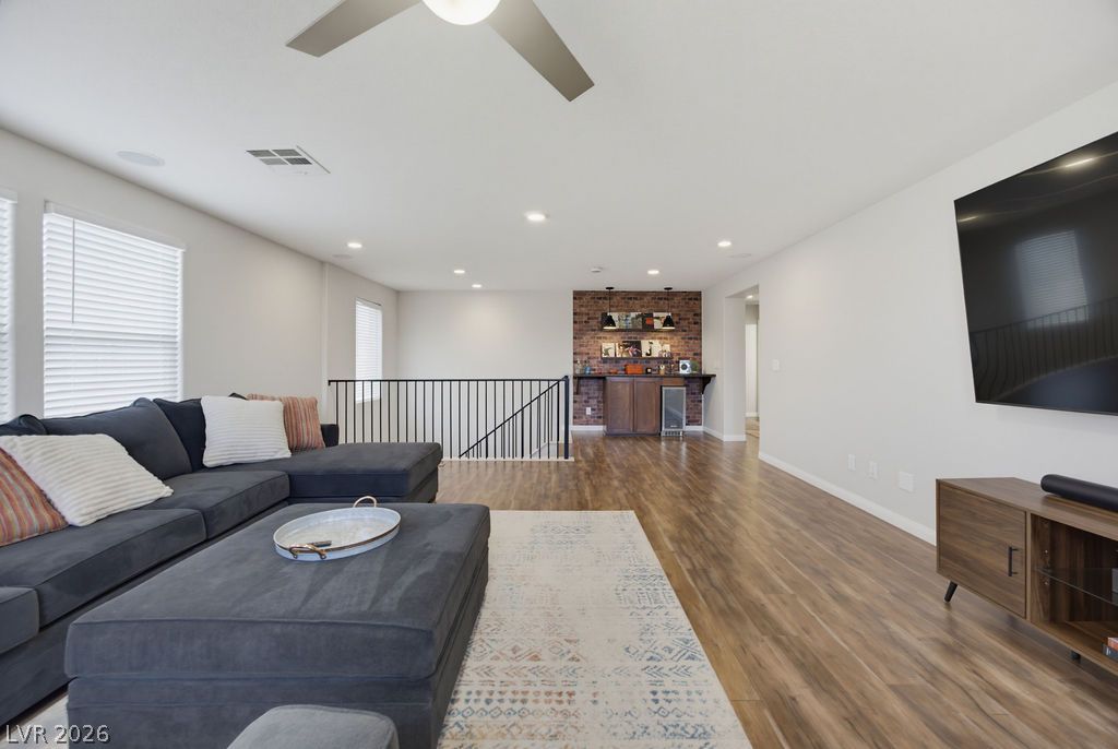10016 Silver Cliff Street Las Vegas NV 89178