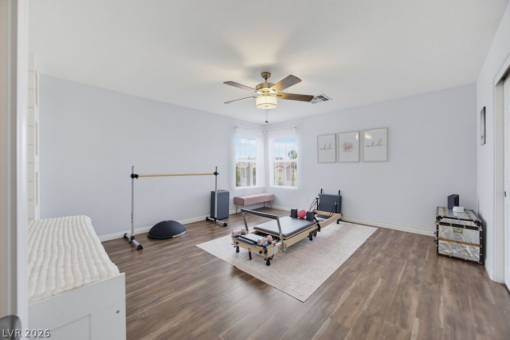 10016 Silver Cliff Street Las Vegas NV 89178