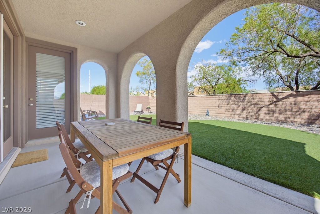 10016 Silver Cliff Street Las Vegas NV 89178
