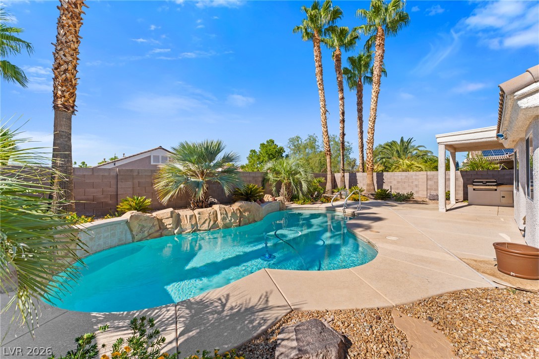 2141 Arpeggio Avenue Henderson NV 89052