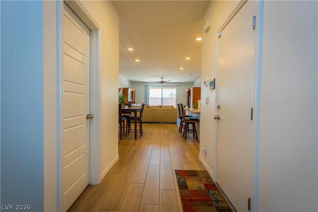 6729 Drapemaster Avenue Las Vegas NV 89156