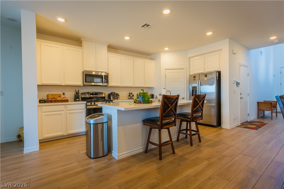 6729 Drapemaster Avenue Las Vegas NV 89156