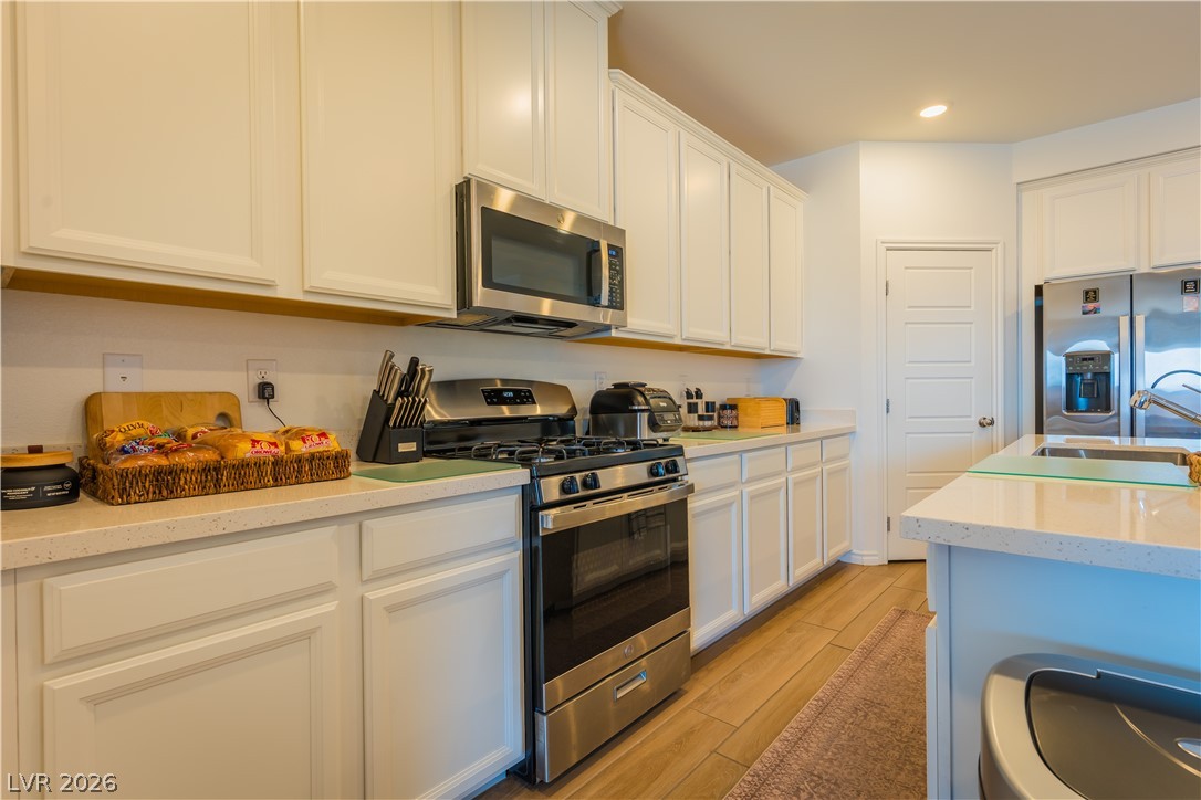6729 Drapemaster Avenue Las Vegas NV 89156