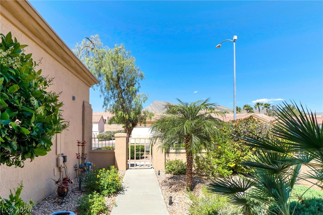 3012 Isaac River Drive Las Vegas NV 89134