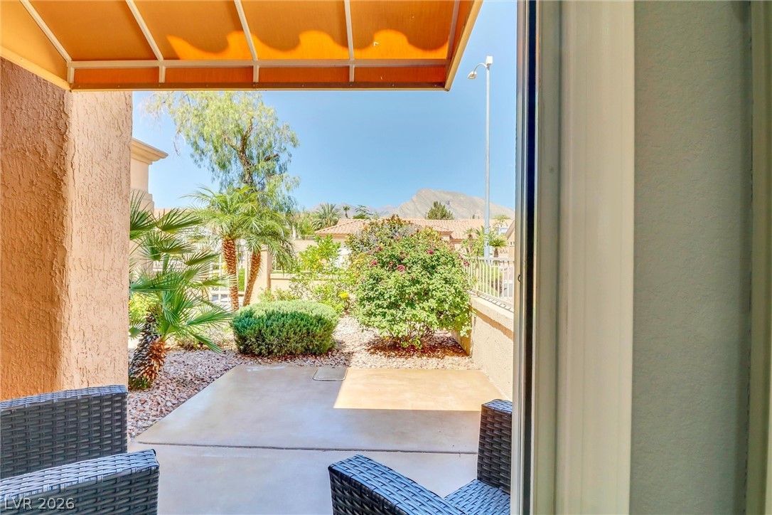 3012 Isaac River Drive Las Vegas NV 89134