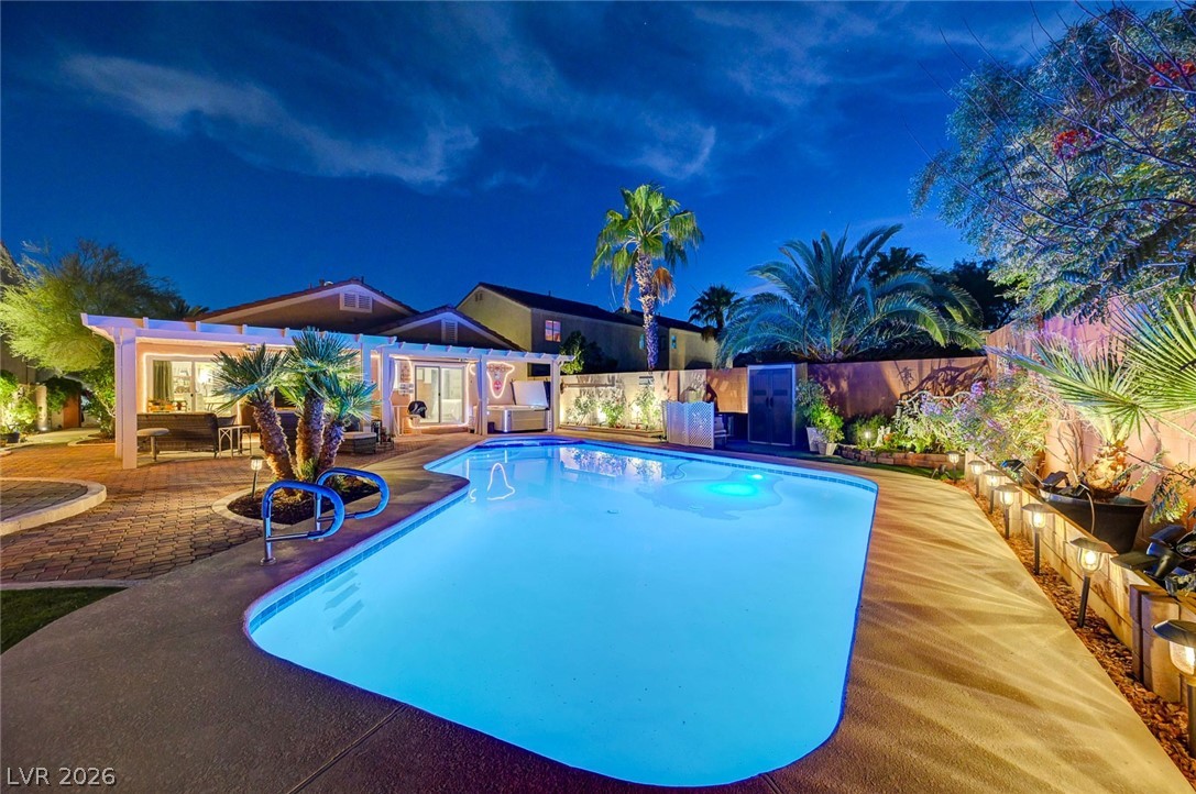 8532 Hidden Pines Avenue Las Vegas NV 89143