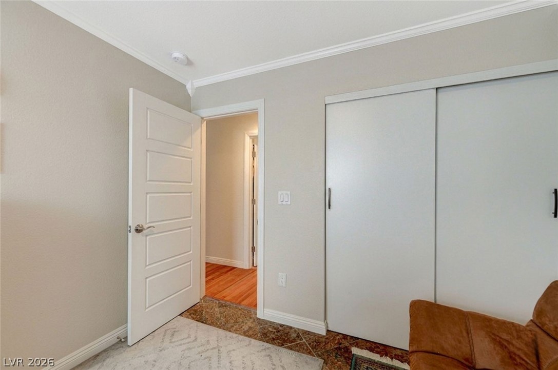 8532 Hidden Pines Avenue Las Vegas NV 89143