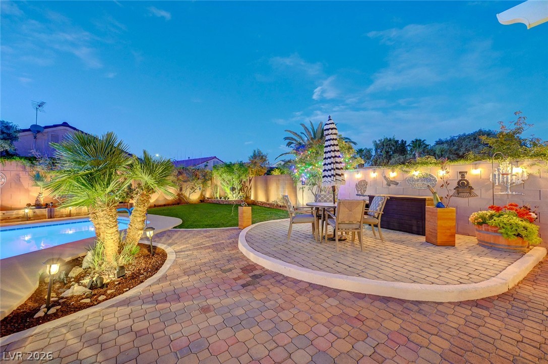 8532 Hidden Pines Avenue Las Vegas NV 89143