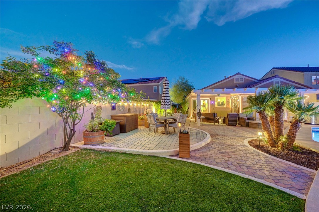 8532 Hidden Pines Avenue Las Vegas NV 89143
