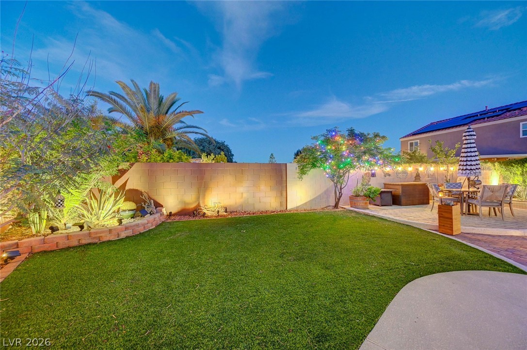 8532 Hidden Pines Avenue Las Vegas NV 89143