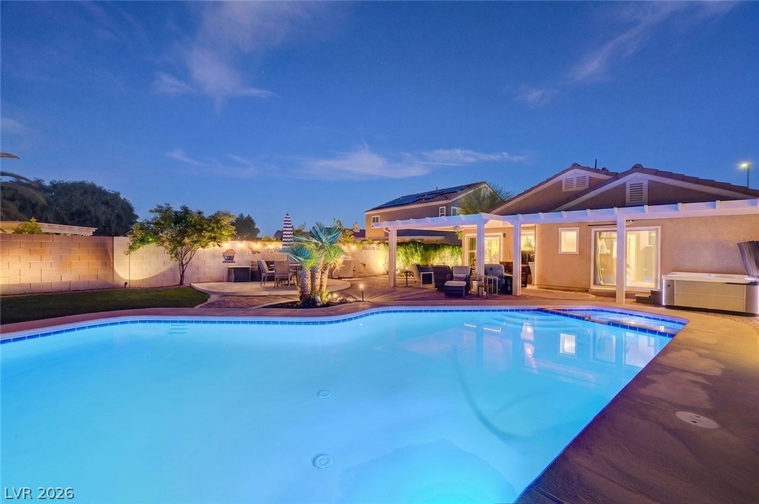 8532 Hidden Pines Avenue Las Vegas NV 89143