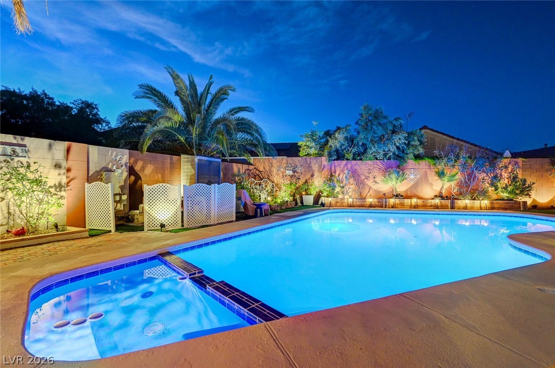 8532 Hidden Pines Avenue Las Vegas NV 89143