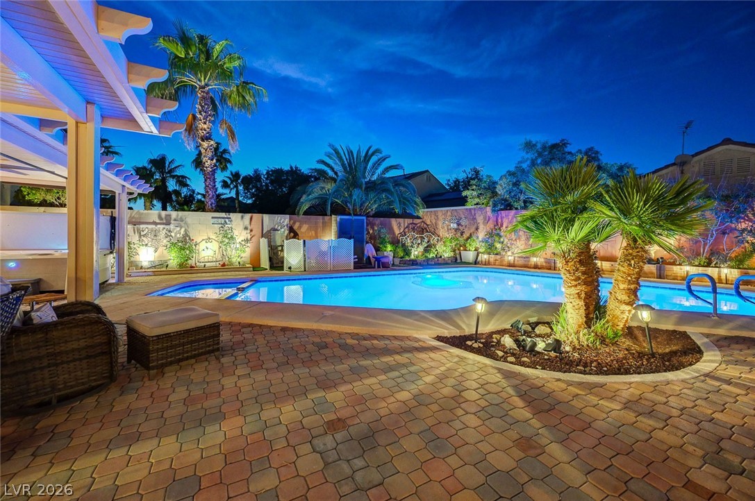 8532 Hidden Pines Avenue Las Vegas NV 89143