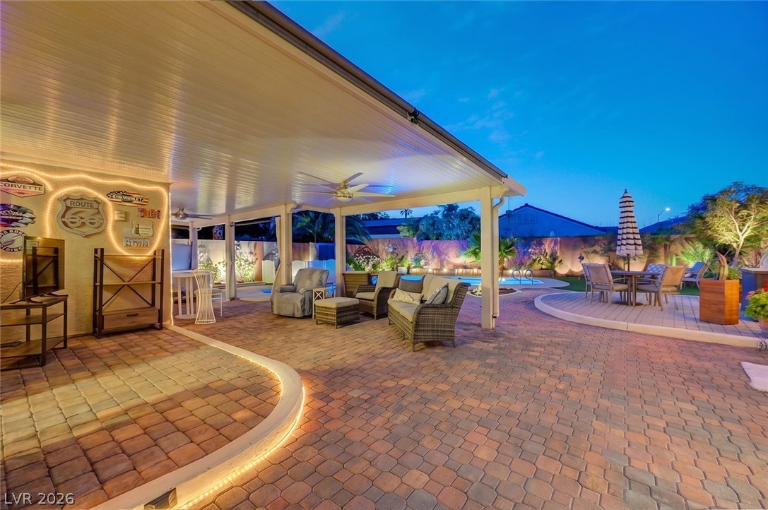 8532 Hidden Pines Avenue Las Vegas NV 89143