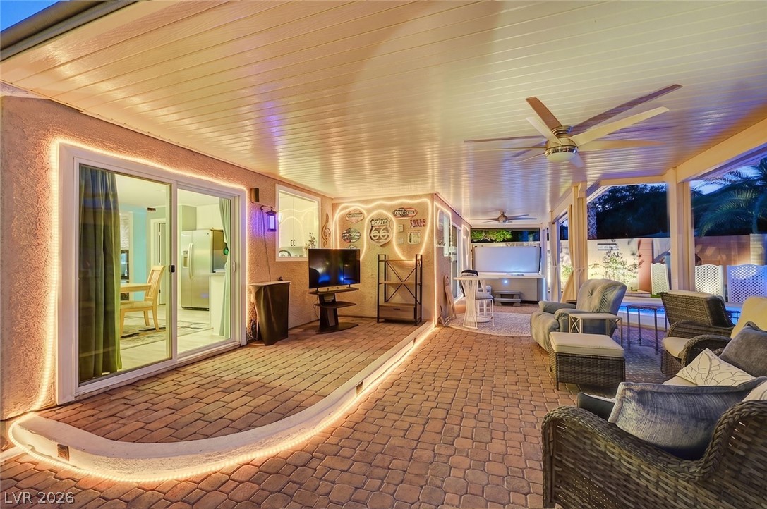 8532 Hidden Pines Avenue Las Vegas NV 89143
