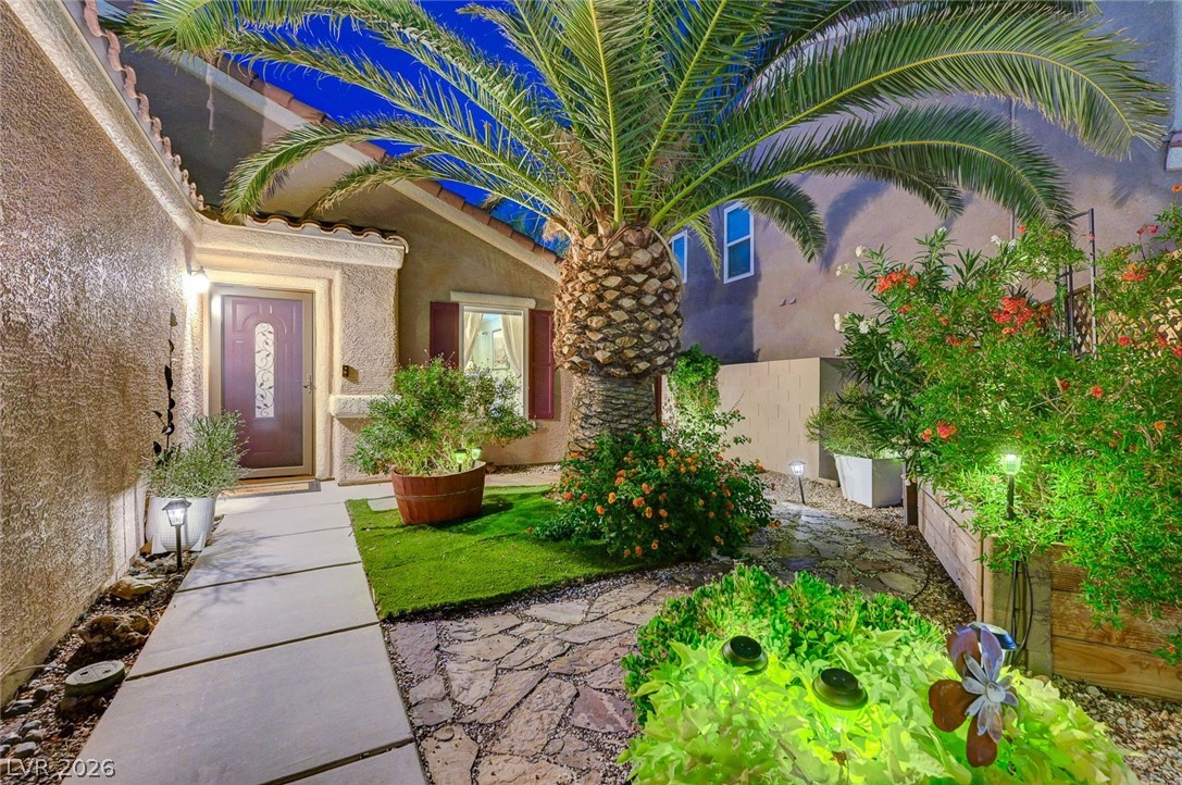 8532 Hidden Pines Avenue Las Vegas NV 89143