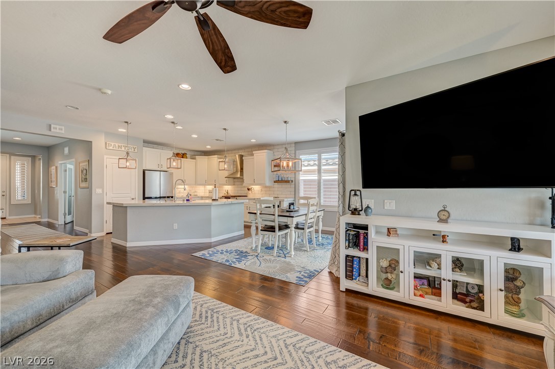 7049 Motley Road Las Vegas NV 89178
