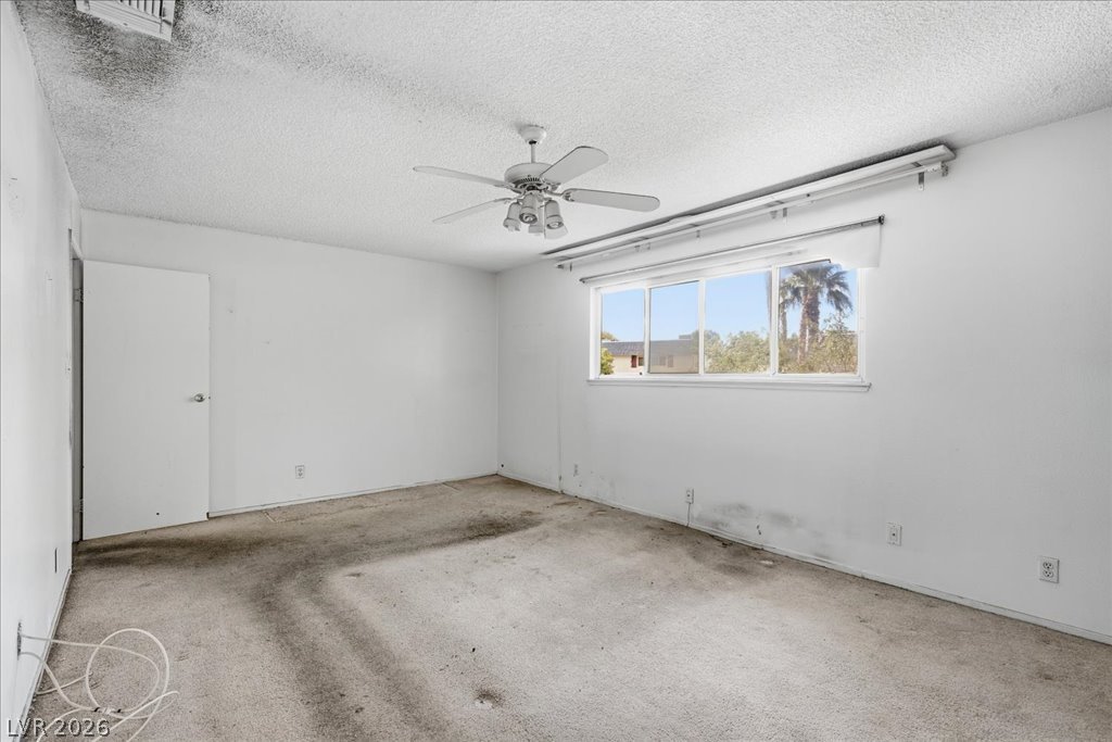 179 Greenbriar Townhouse Way Las Vegas NV 89121