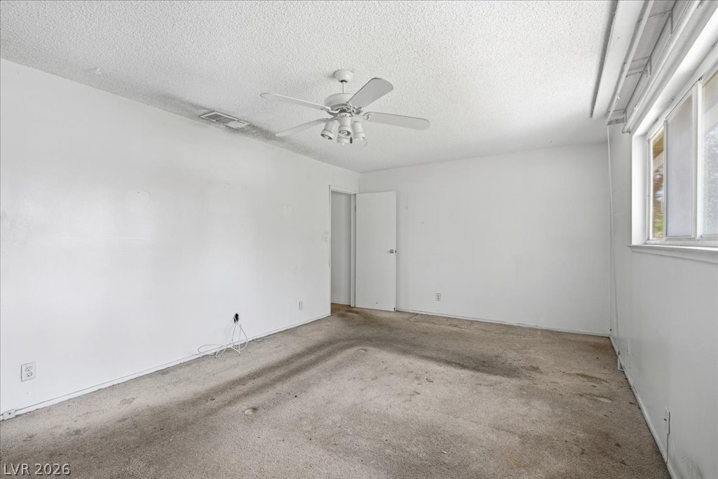 179 Greenbriar Townhouse Way Las Vegas NV 89121