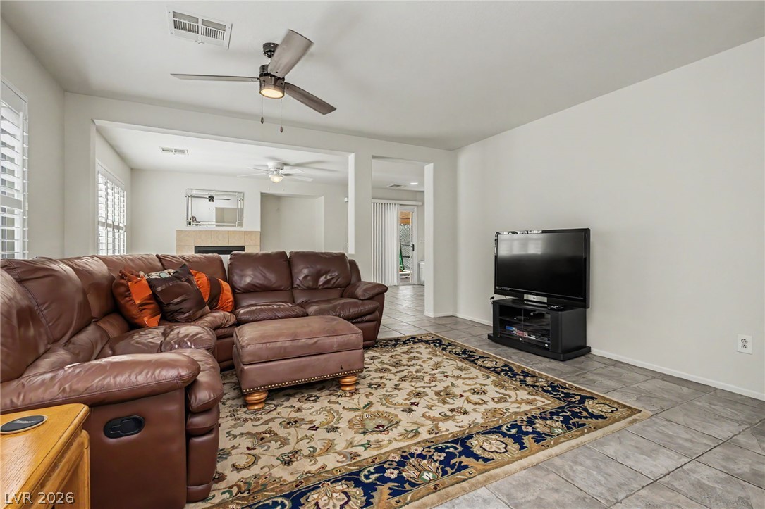 5582 Henshaw Avenue Las Vegas NV 89118