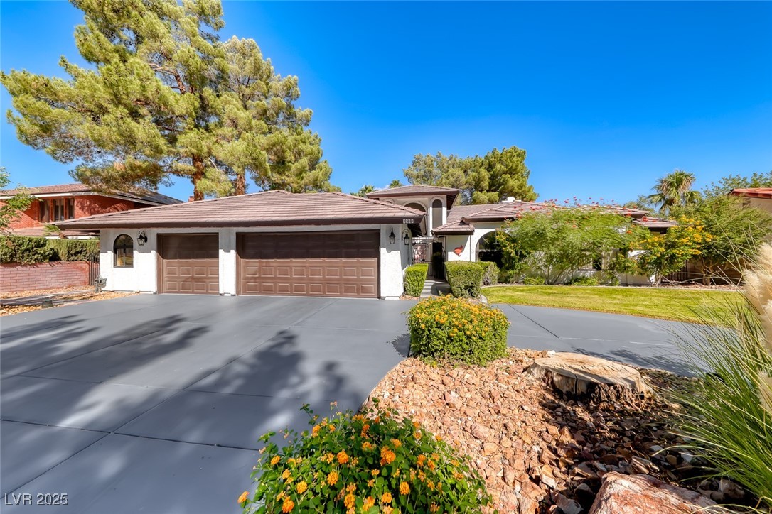 2504 Windjammer Way Las Vegas NV 89107