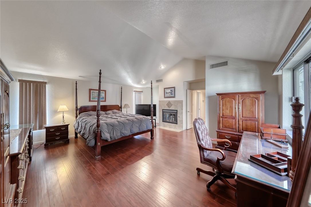 2504 Windjammer Way Las Vegas NV 89107