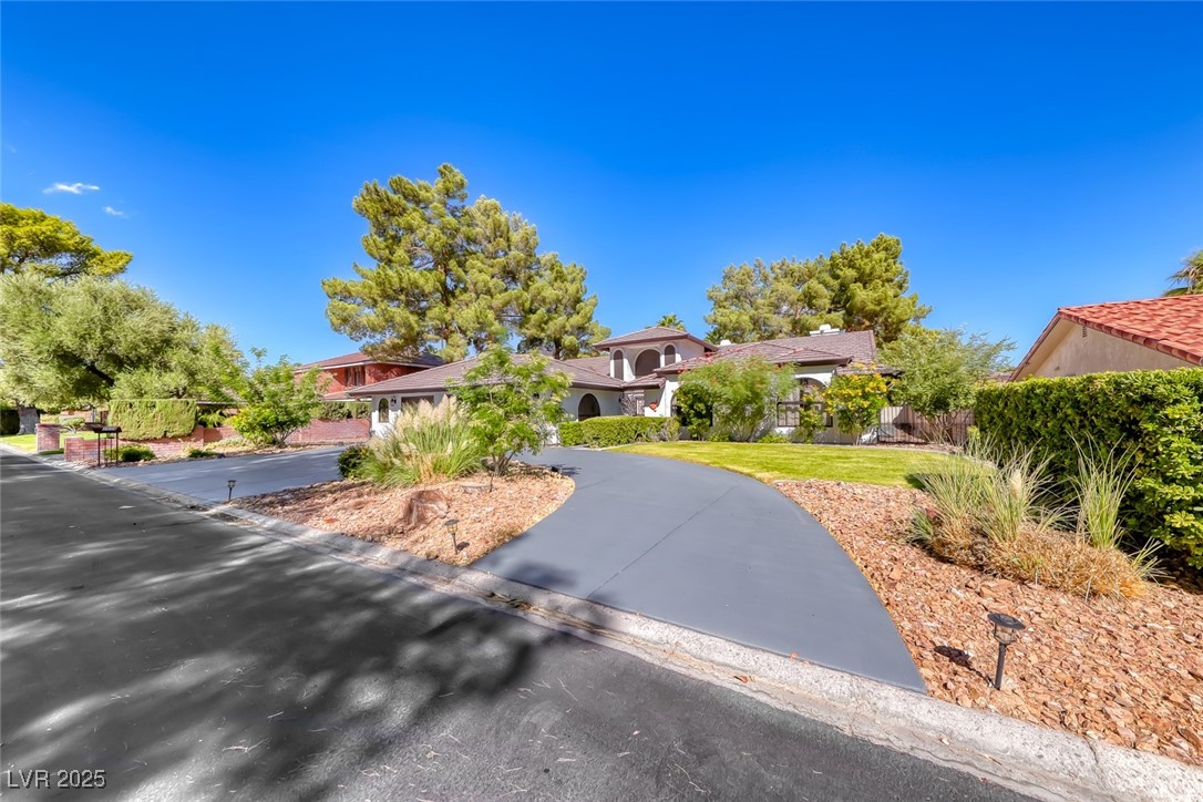 2504 Windjammer Way Las Vegas NV 89107