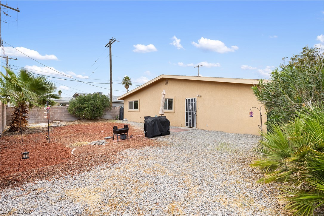 2144 Valley Drive Las Vegas NV 89108