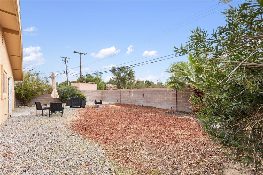 2144 Valley Drive Las Vegas NV 89108