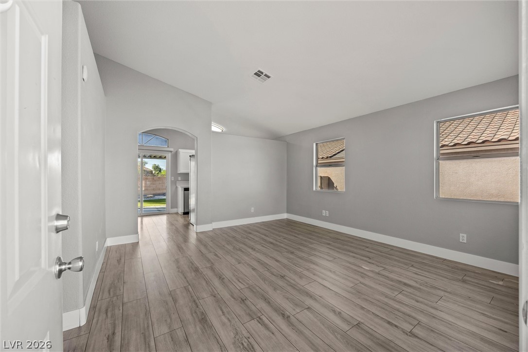 6461 Grand Oaks Drive Las Vegas NV 89156