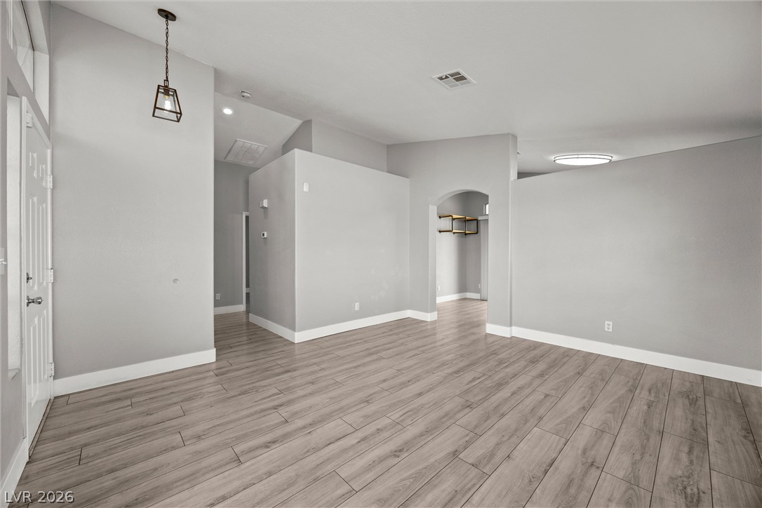 6461 Grand Oaks Drive Las Vegas NV 89156
