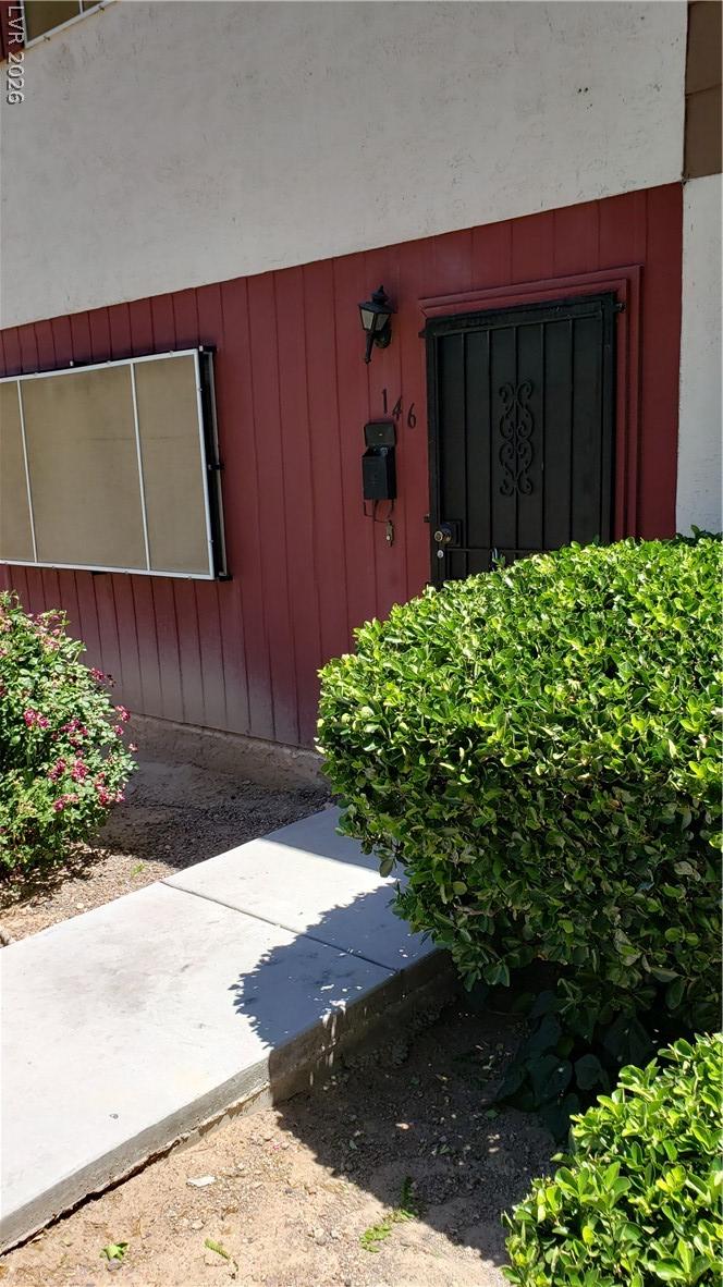 146 Greenbriar Townhouse Way Las Vegas NV 89121