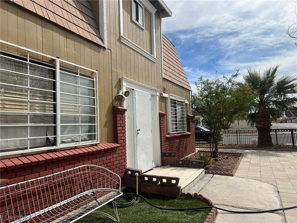 Las Vegas NV 89104