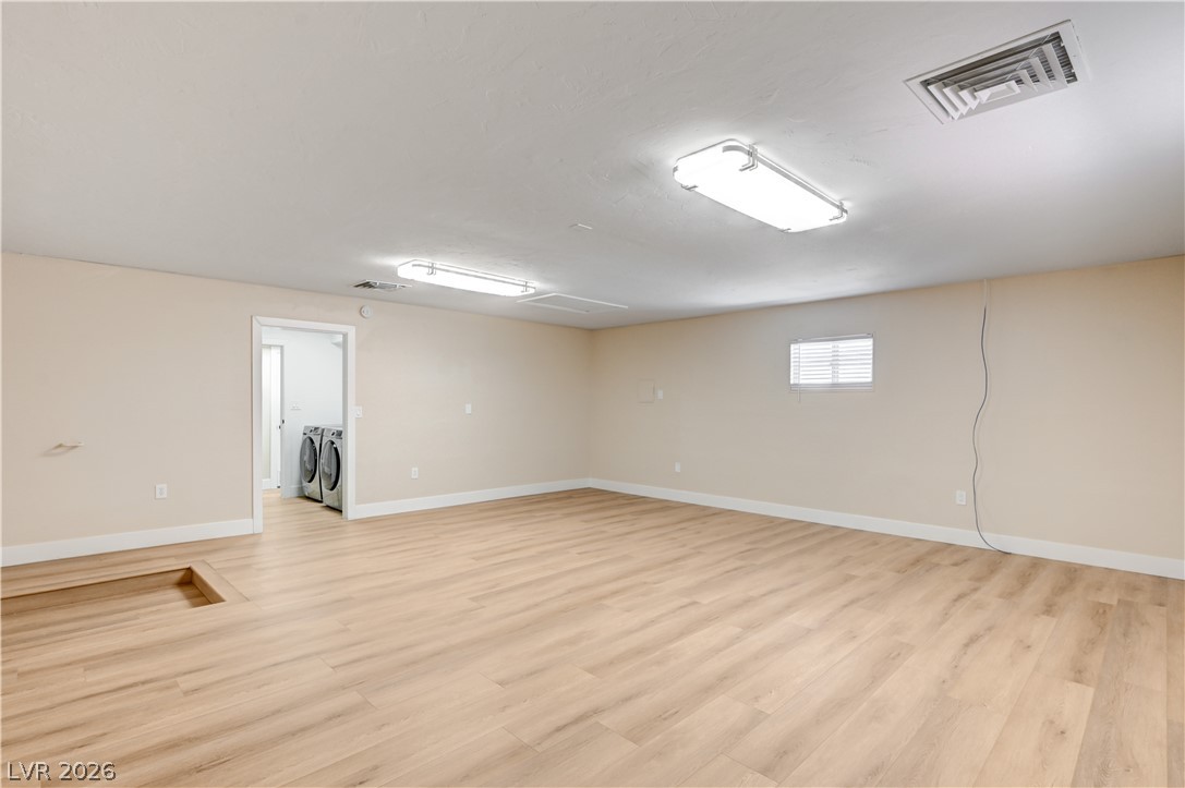 7477 Ullom Drive Las Vegas NV 89139