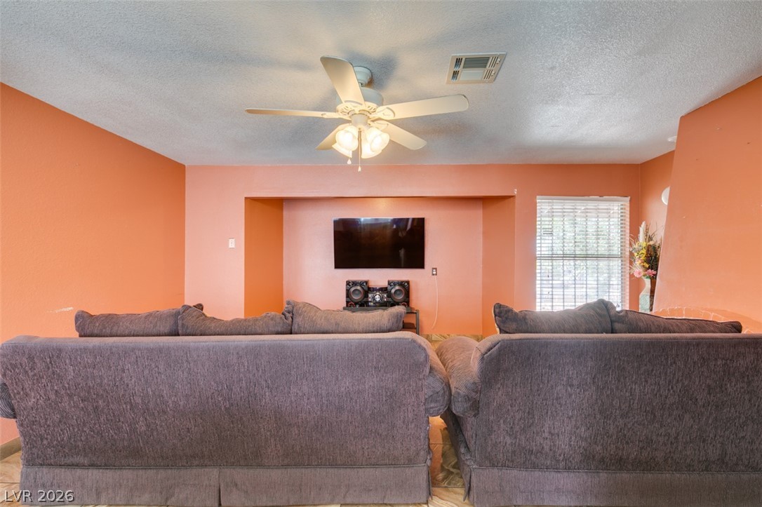 1952 Continental Avenue Las Vegas NV 89156