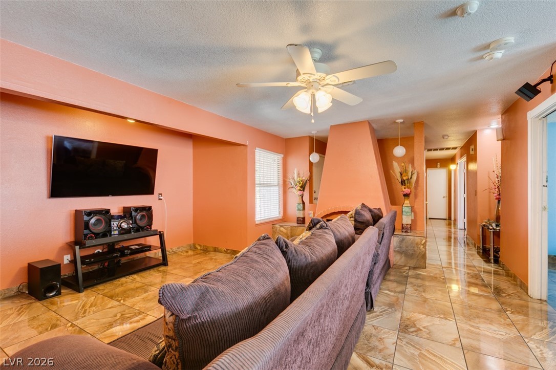 1952 Continental Avenue Las Vegas NV 89156
