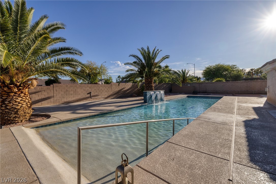 8345 Christinas Cove Avenue Las Vegas NV 89131