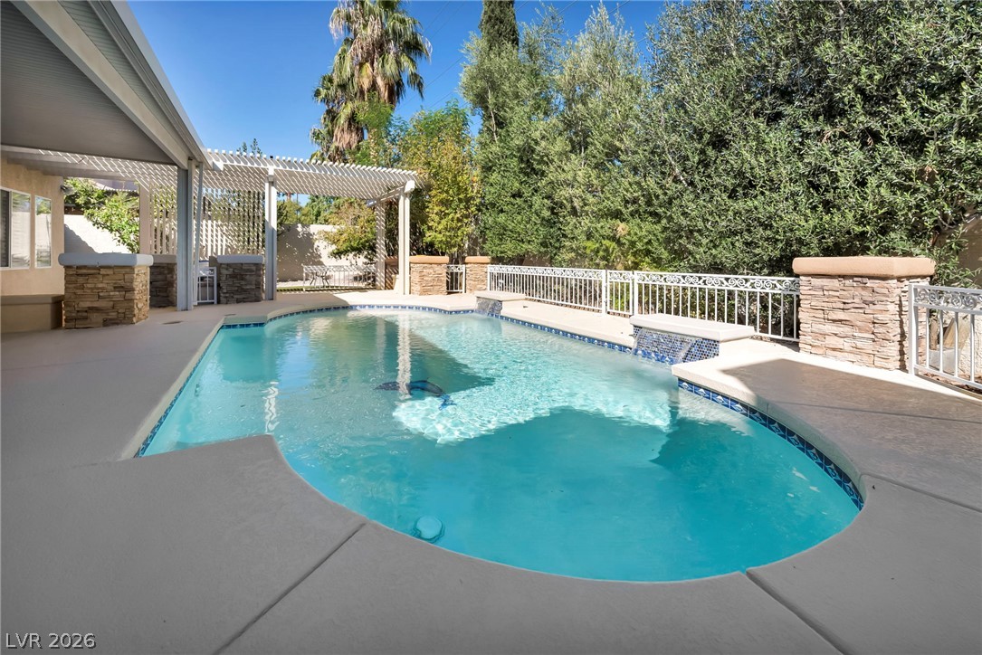 7904 Roxburgh Castle Avenue Las Vegas NV 89117