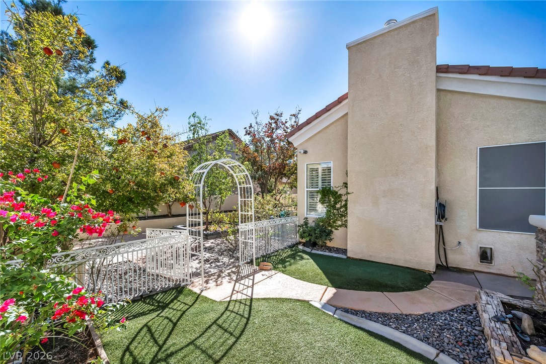 7904 Roxburgh Castle Avenue Las Vegas NV 89117