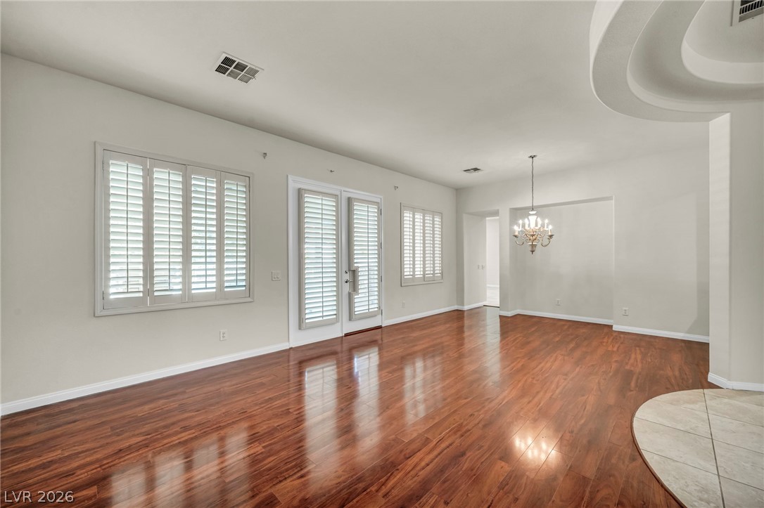 7904 Roxburgh Castle Avenue Las Vegas NV 89117