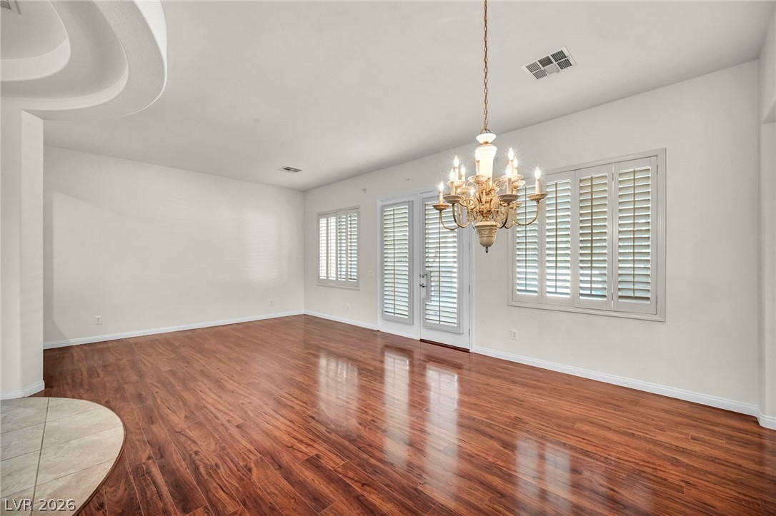 7904 Roxburgh Castle Avenue Las Vegas NV 89117