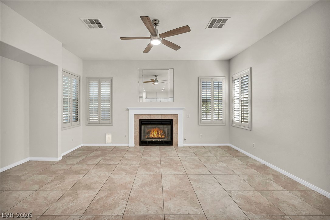 7904 Roxburgh Castle Avenue Las Vegas NV 89117