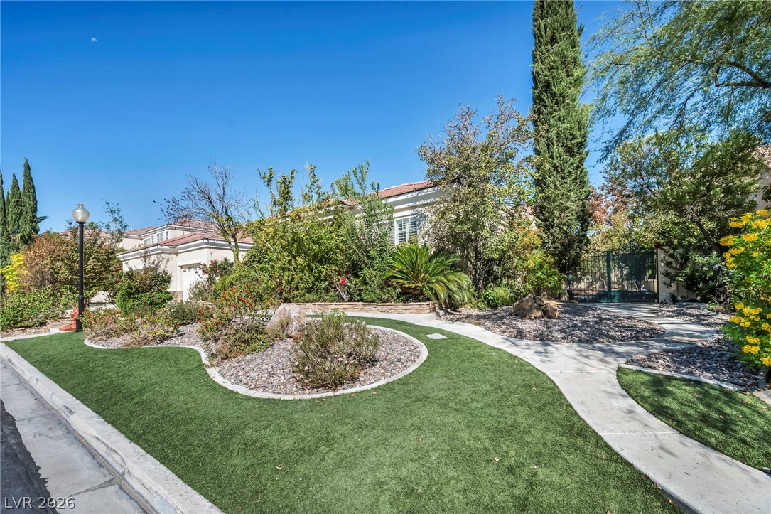 7904 Roxburgh Castle Avenue Las Vegas NV 89117