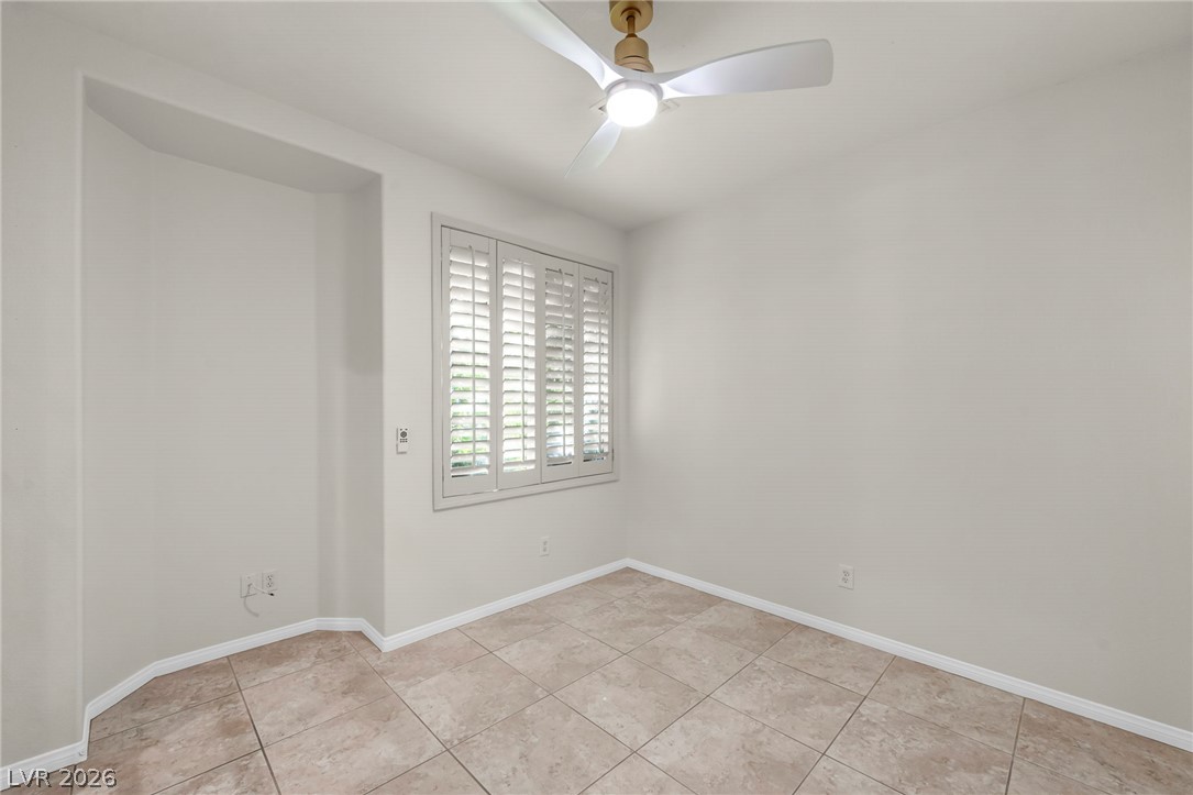 7904 Roxburgh Castle Avenue Las Vegas NV 89117