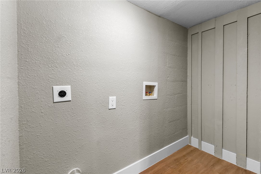 5617 Idle Avenue Las Vegas NV 89107